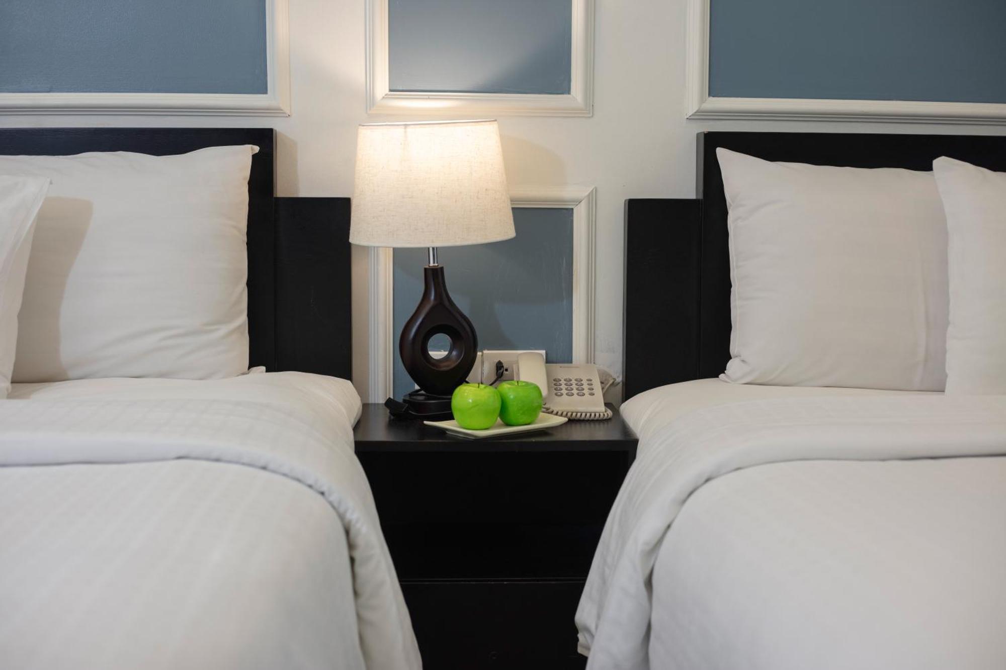 Viet Hotel & Travel Ханой Экстерьер фото